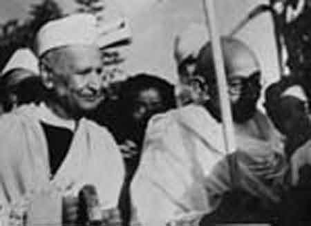 Gandhiji with Thakkar Bapa, Srirampur, 2nd January, 1947.jpg